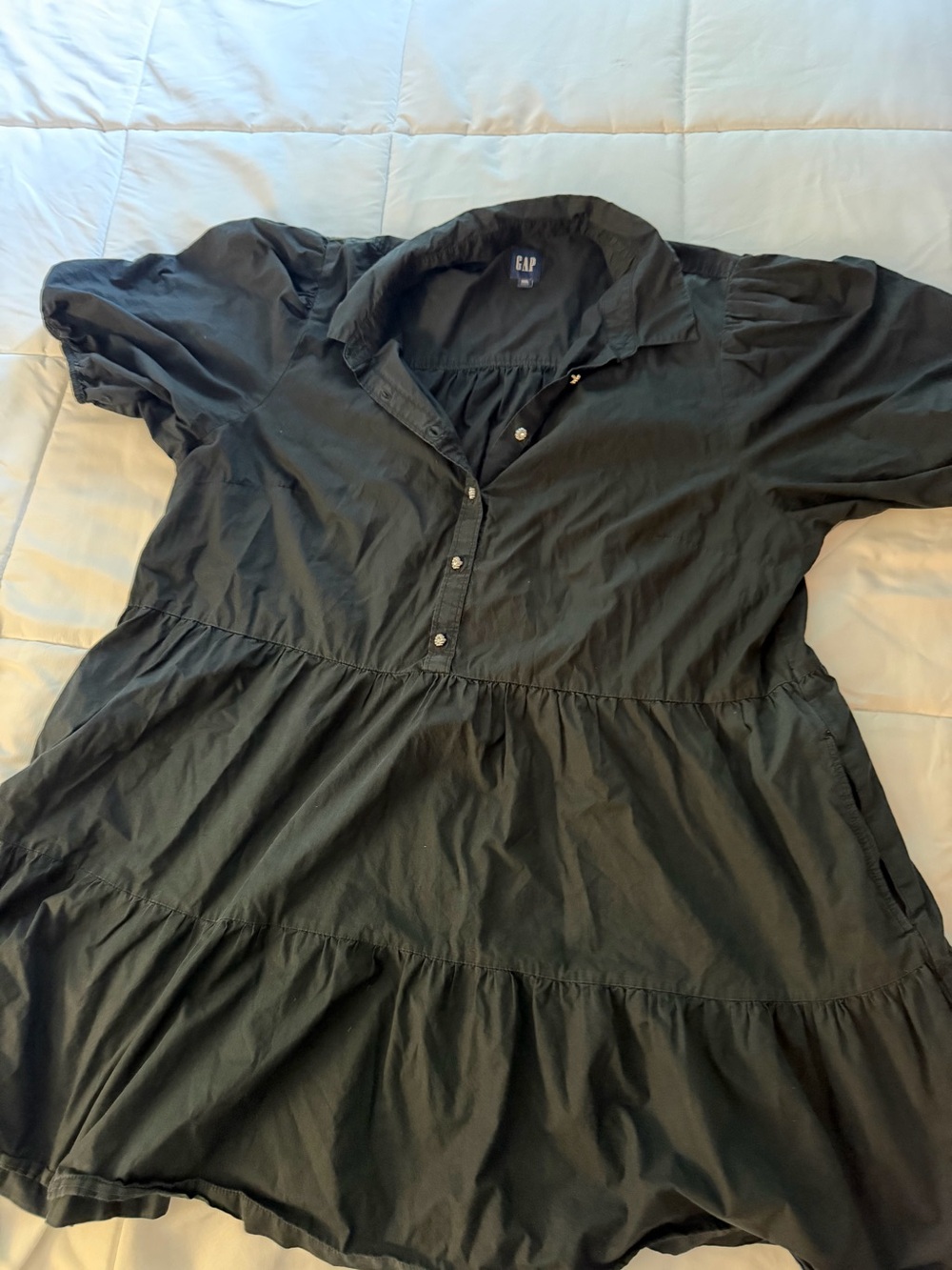 GAP Black Short-Sleeve Tiered Mini Shirt Dress